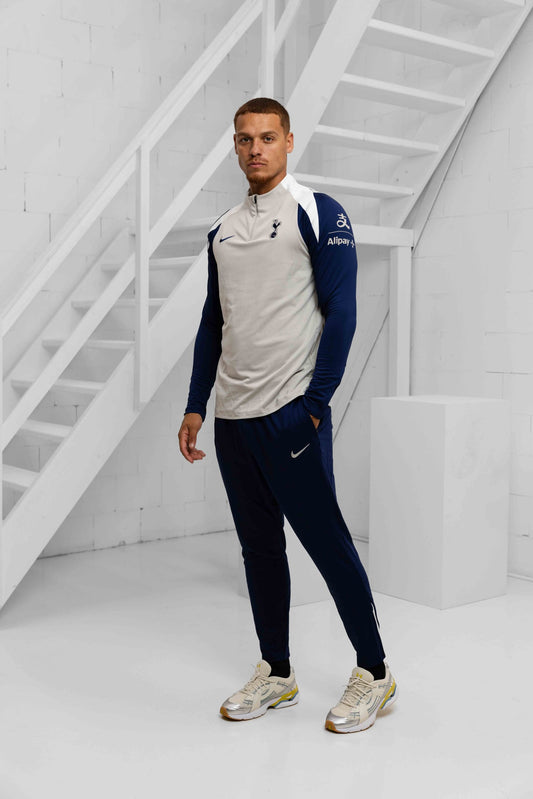 Tottenham Hotspurs Strike Tracksuit Senior 2025/2026