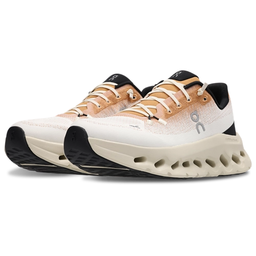 On Cloudtilt - Almond-Ivory