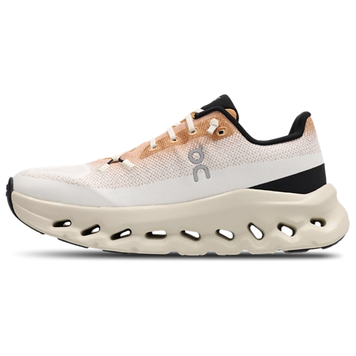 On Cloudtilt - Almond-Ivory