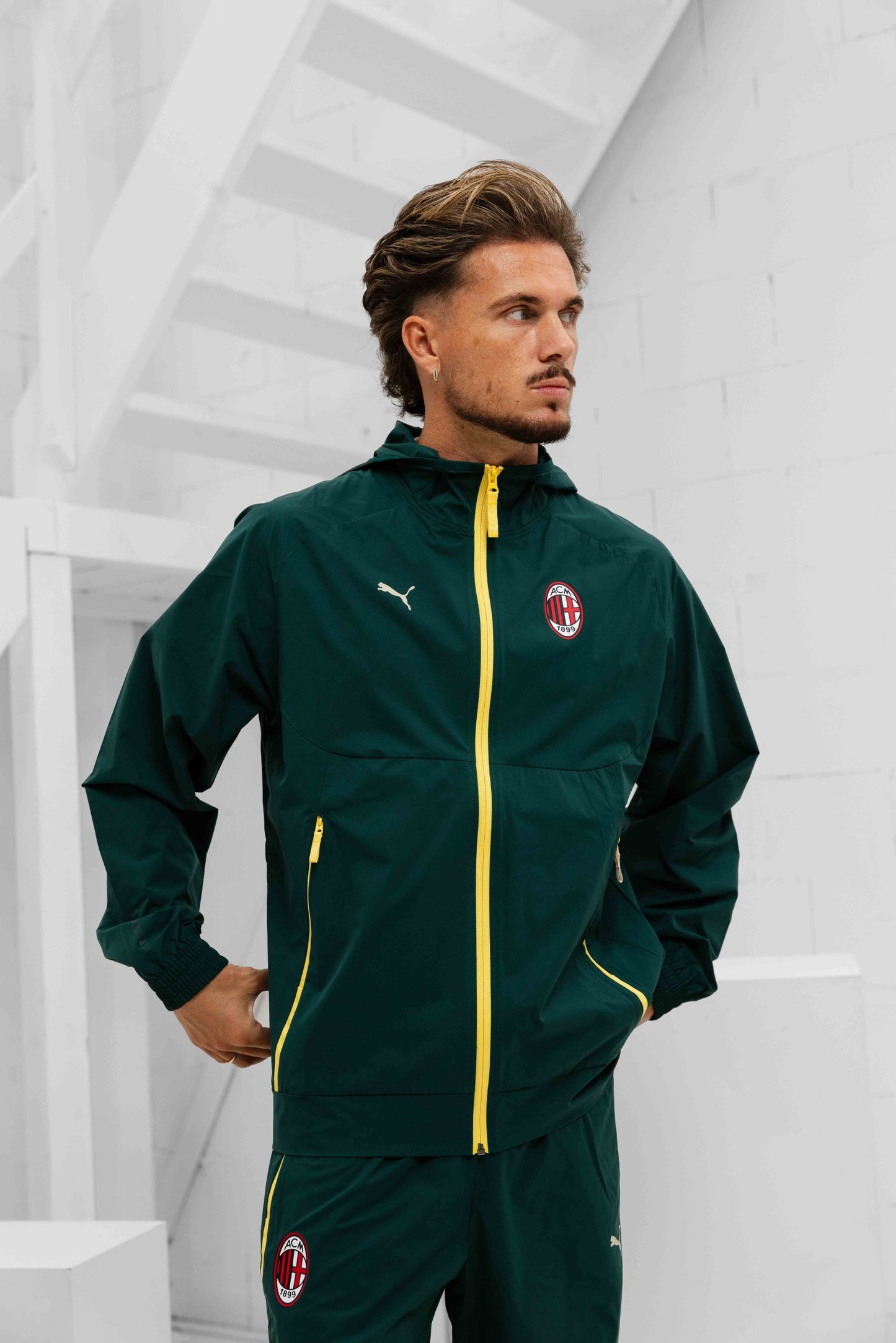 AC Milan Tech Woven Tracksuit Senior 2025/2026 Green