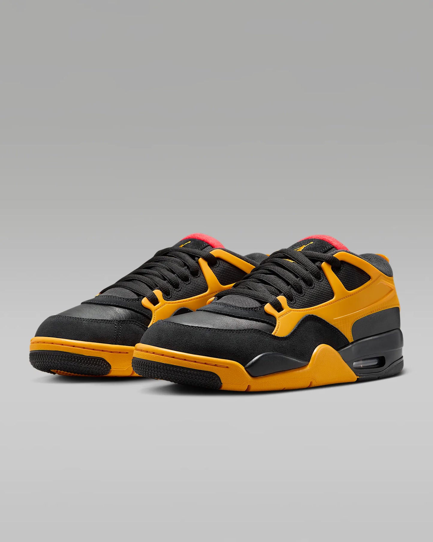 Air Jordan 4 RM