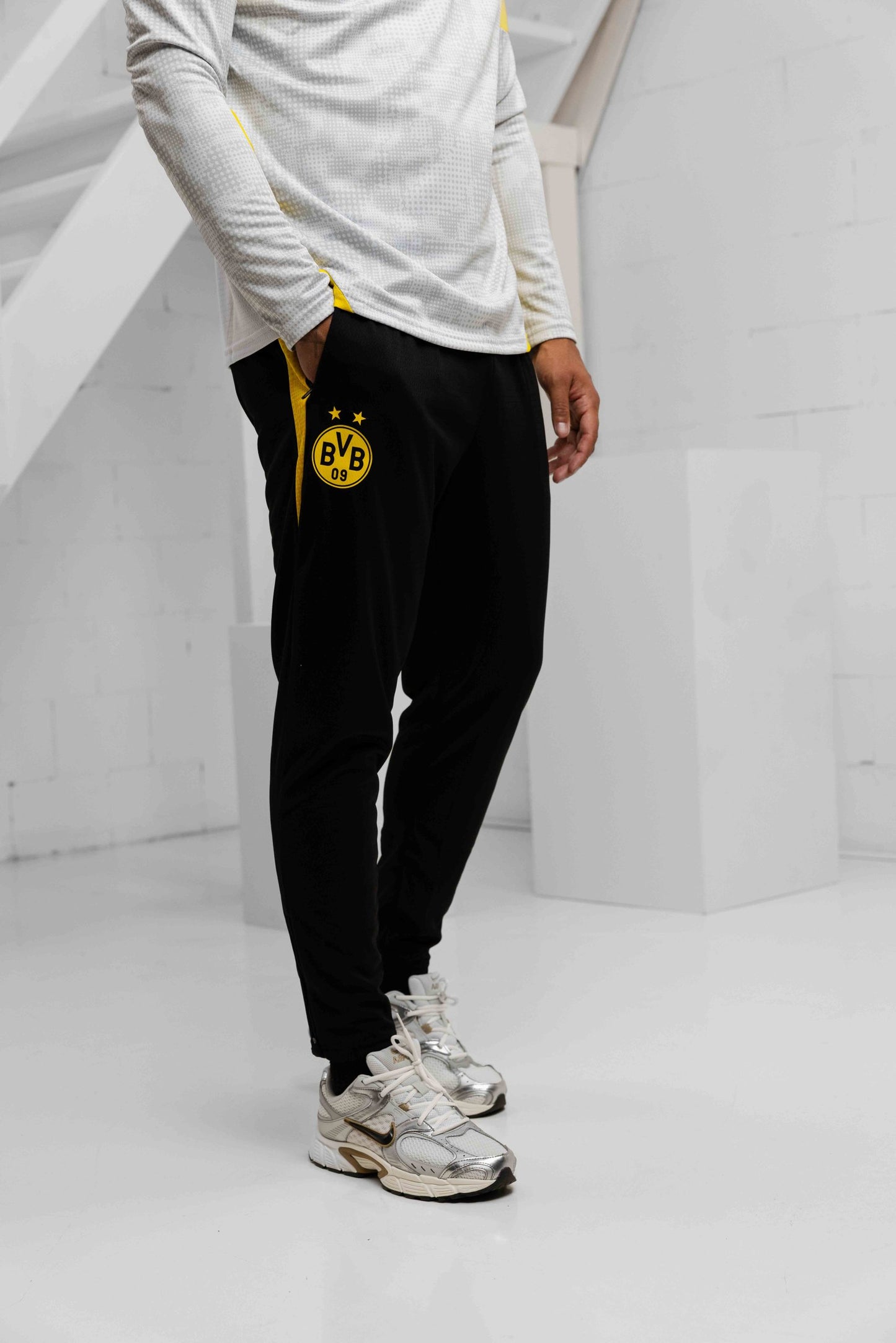 Borussia Dortmund 1/4 Zip Tracksuit Senior 2025/2026