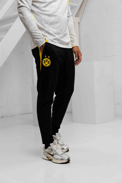Borussia Dortmund 1/4 Zip Tracksuit Senior 2025/2026