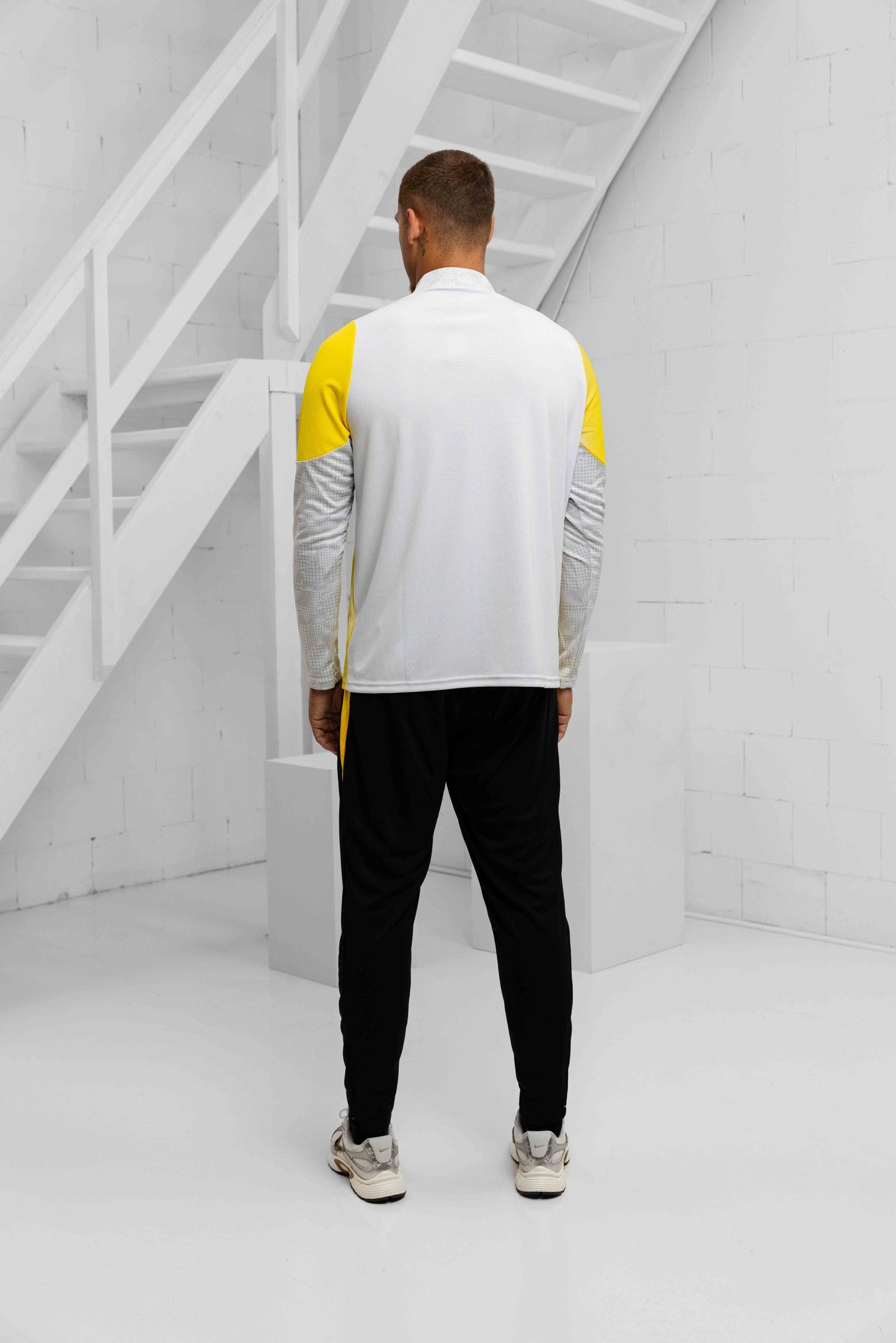 Borussia Dortmund 1/4 Zip Tracksuit Senior 2025/2026
