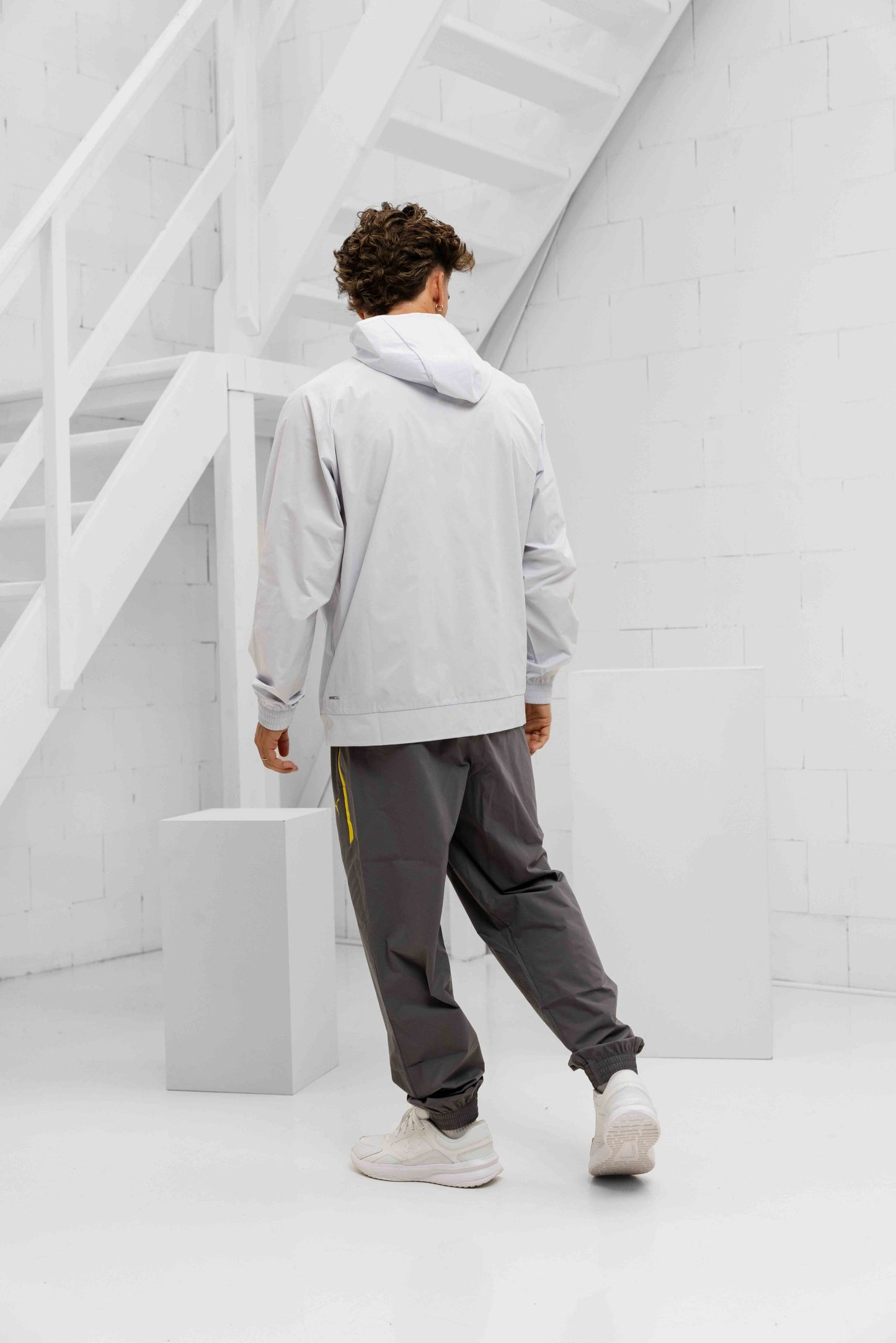 Borussia Dortmund Tech Woven Tracksuit Senior 2025/2026