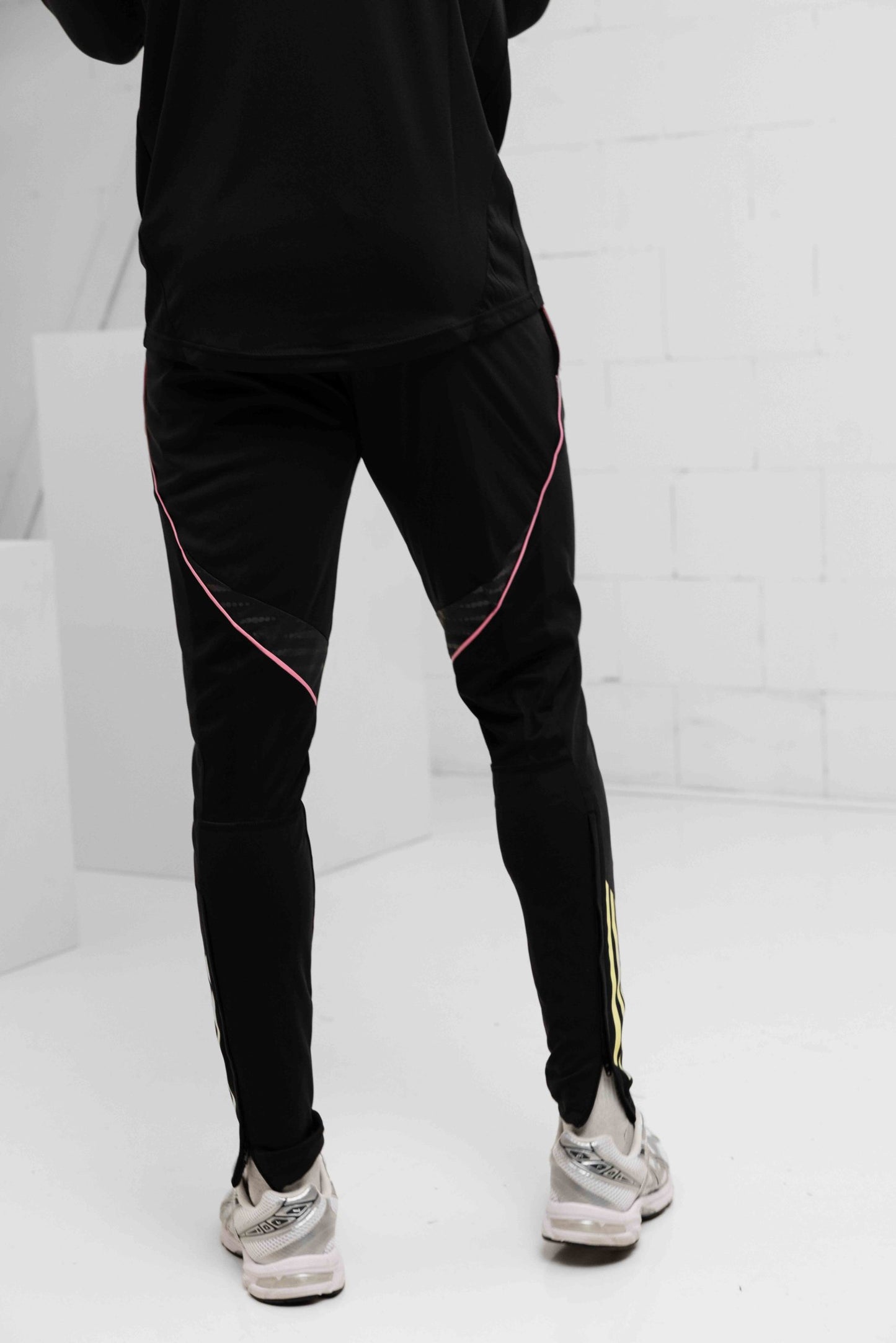 Juventus 1/4 Zip Tracksuit Senior 2025/2026