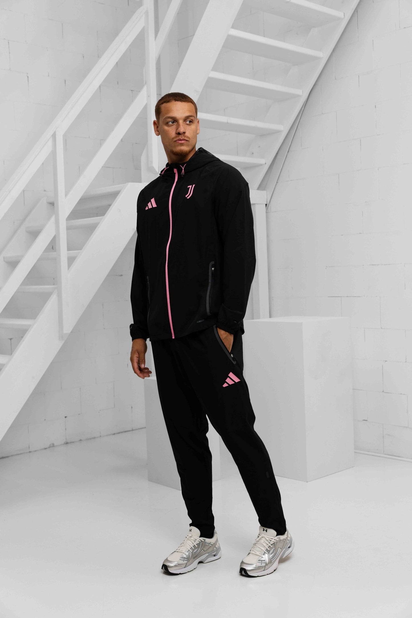Juventus Vistech Tracksuit Senior 2025/2026