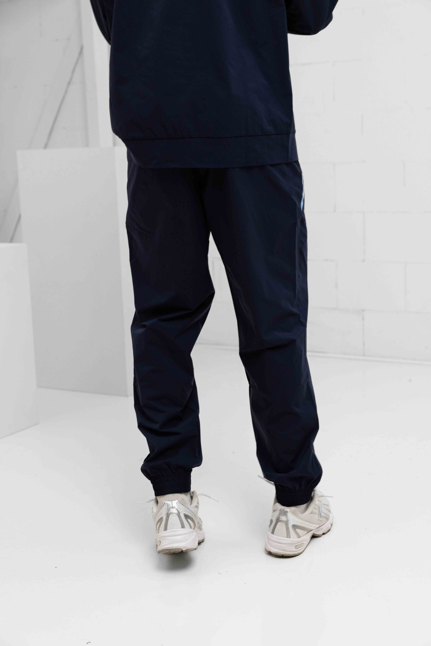 Manchester City Tech Woven Tracksuit Senior 2025/2026 Dark Blue