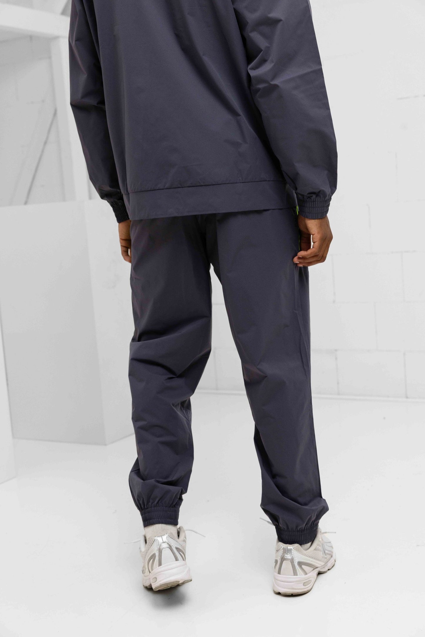 Manchester City Tech Woven Tracksuit Senior 2025/2026 Gray