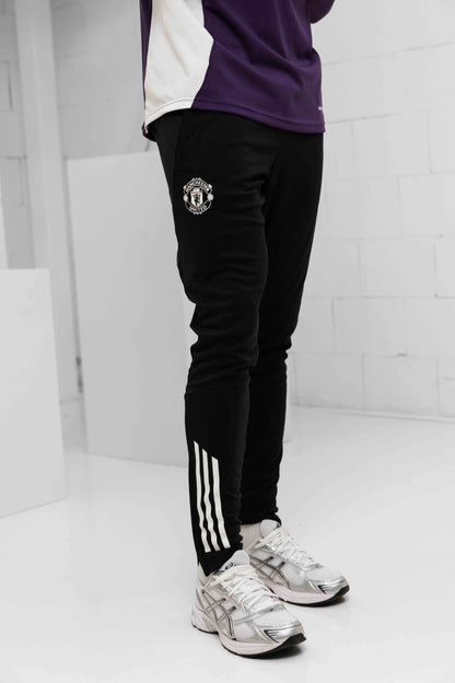 Manchester United 1/4 Zip Tracksuit Senior 2025/2026