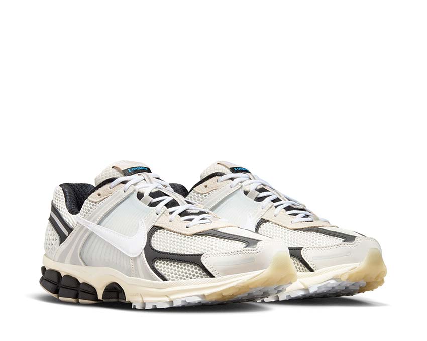 Nike Zoom VOMERO 5 - Supersonic