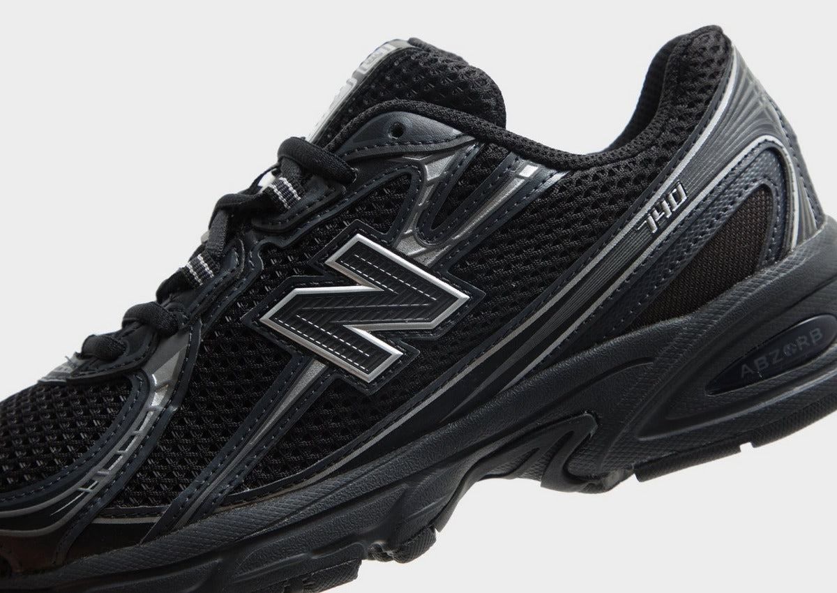 New Balance 740