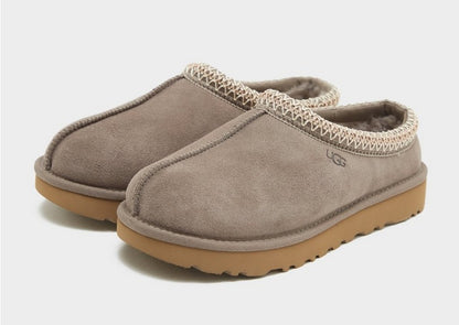 UGG Tasman