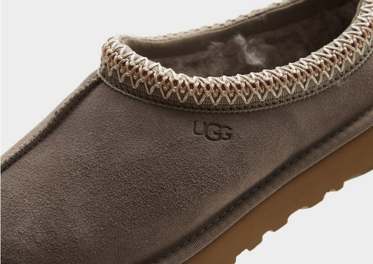 UGG Tasman