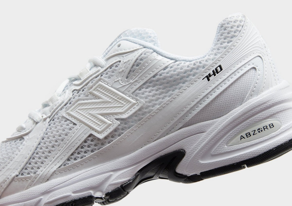 New Balance 740