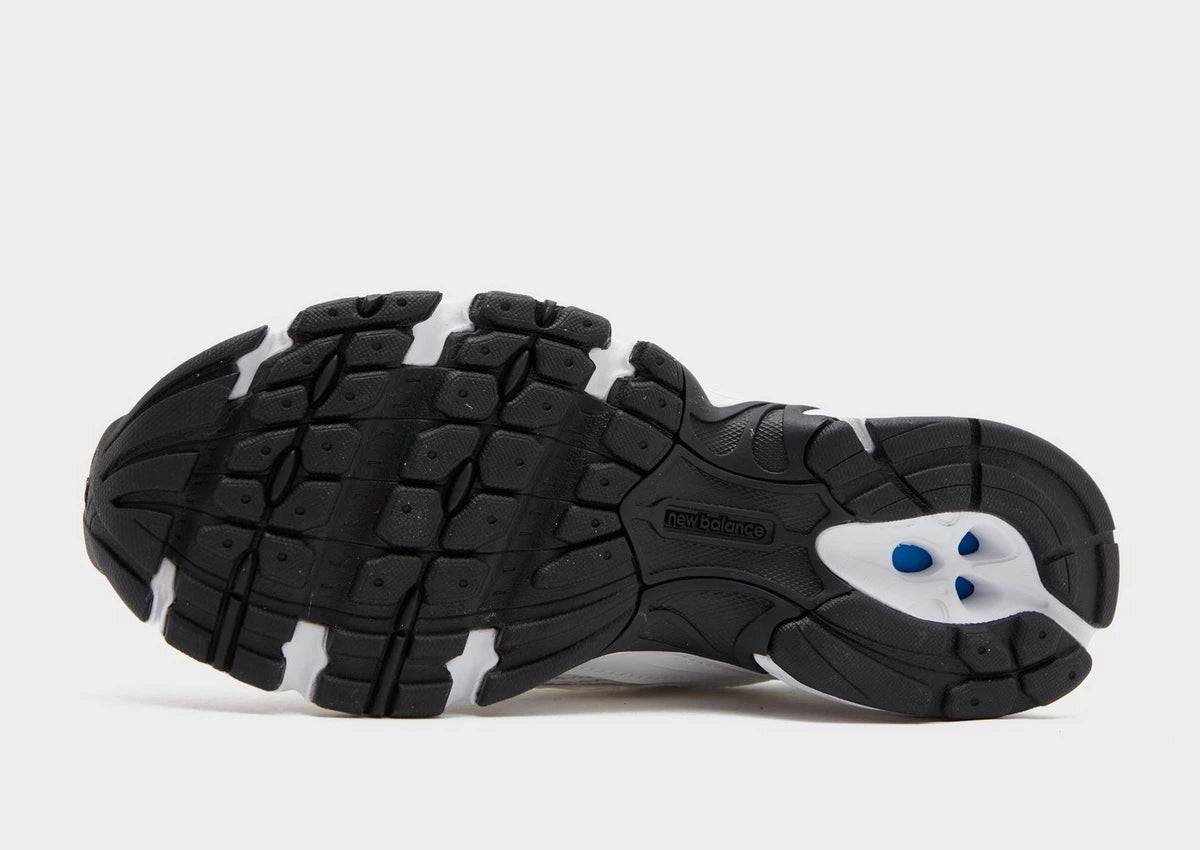 New Balance 740
